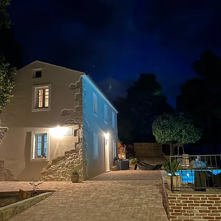 House Pantovcak, Secluded Stone House With Heated Pool And Unique View Rab Town