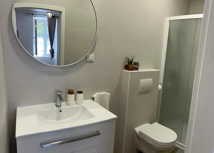 Gasthof House Pantovcak, Secluded Stone House With Heated Pool And Unique View 4*