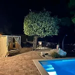 House Pantovcak, Secluded Stone House With Heated Pool And Unique View Gasthuis Rab Town