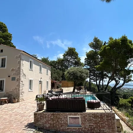 House Pantovcak, Secluded Stone House With Heated Pool And Unique View Gasthof Rab Town