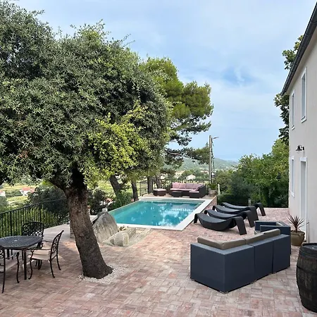 House Pantovcak, Secluded Stone House With Heated Pool And Unique View Gasthof Rab Town