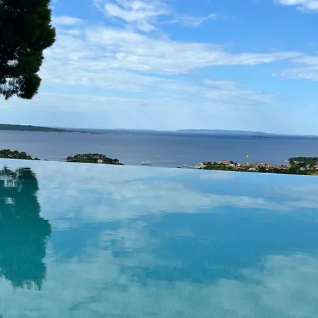 Konukevi House Pantovcak, Secluded Stone House Without Other Guests,with Heated Pool And Unique View