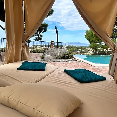 House Pantovcak, Secluded Stone House Without Other Guests,with Heated Pool And Unique View 4*