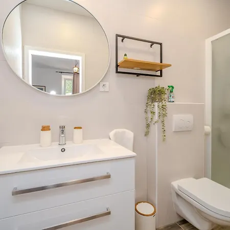 Gasthuis House Pantovcak, Secluded Stone House Without Other Guests,with Heated Pool And Unique View 4*
